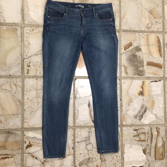 Medium wash Express jeans - Picture 2 of 3